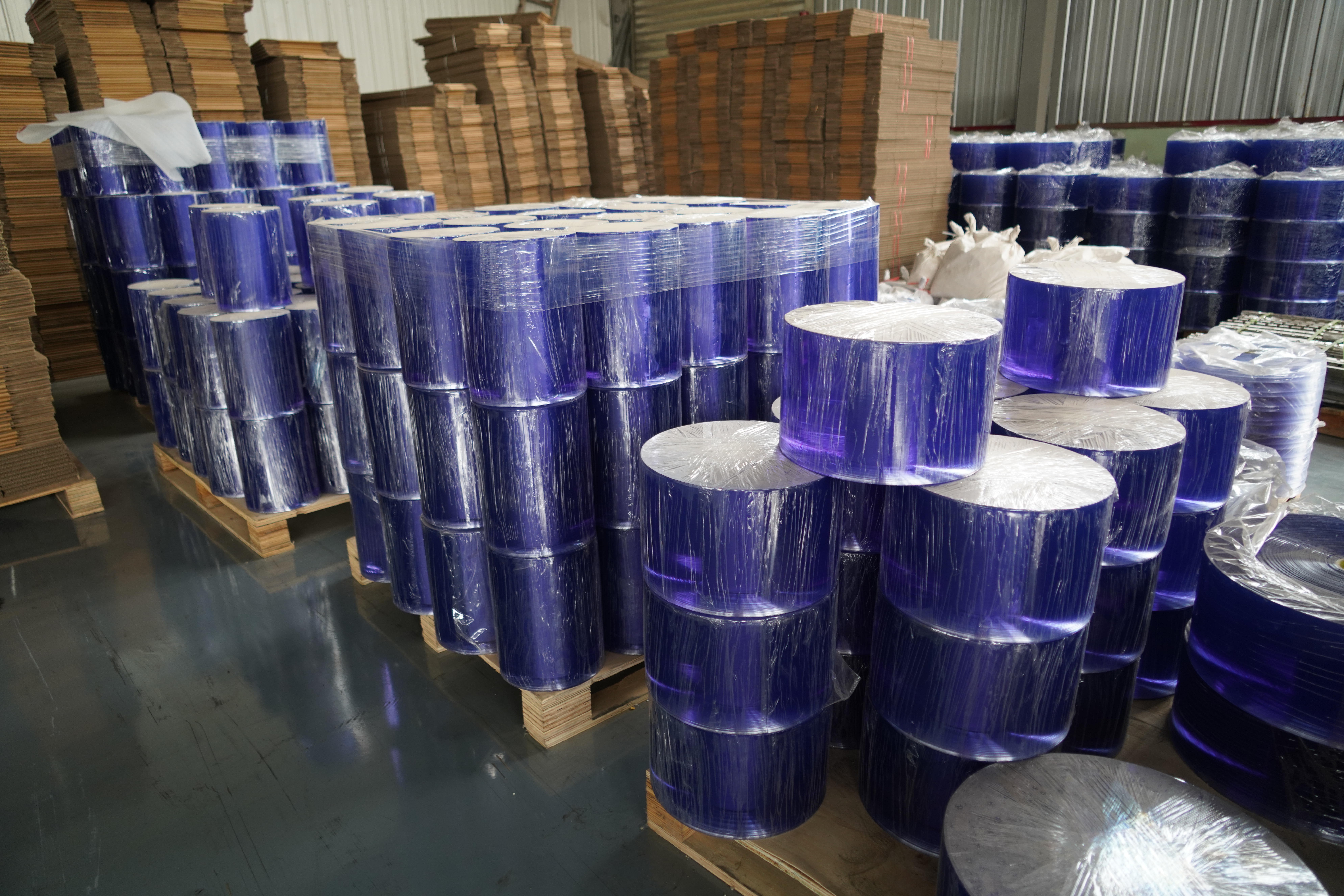 strip door packaging 