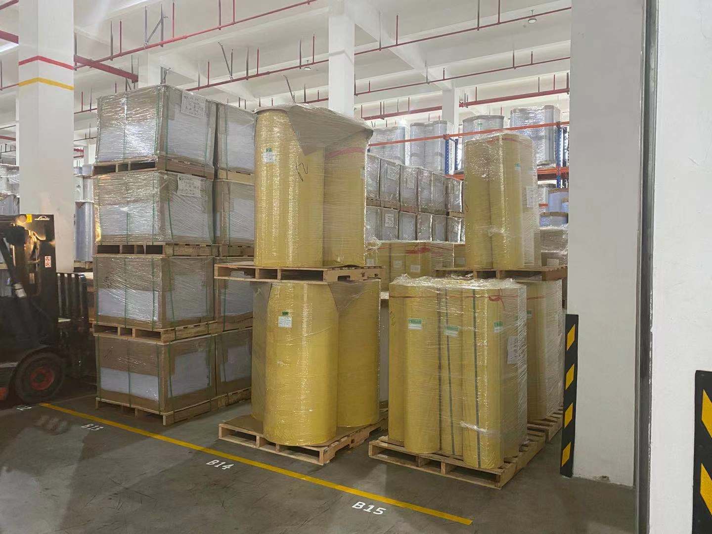 PET films supplier stock